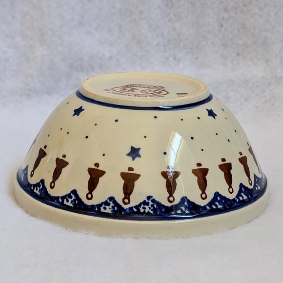 Polish Pottery Medium Bowl with Snowman Design - Picture 4 of 6